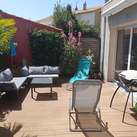 Joli Appartement 50 M2 Classe 3 Etoiles Avec Terrasse Et Jardin 拉罗歇尔 外观 照片