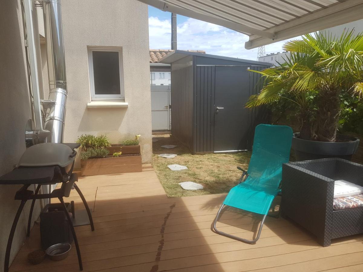 Joli Appartement 50 M2 Classe 3 Etoiles Avec Terrasse Et Jardin 拉罗歇尔 外观 照片