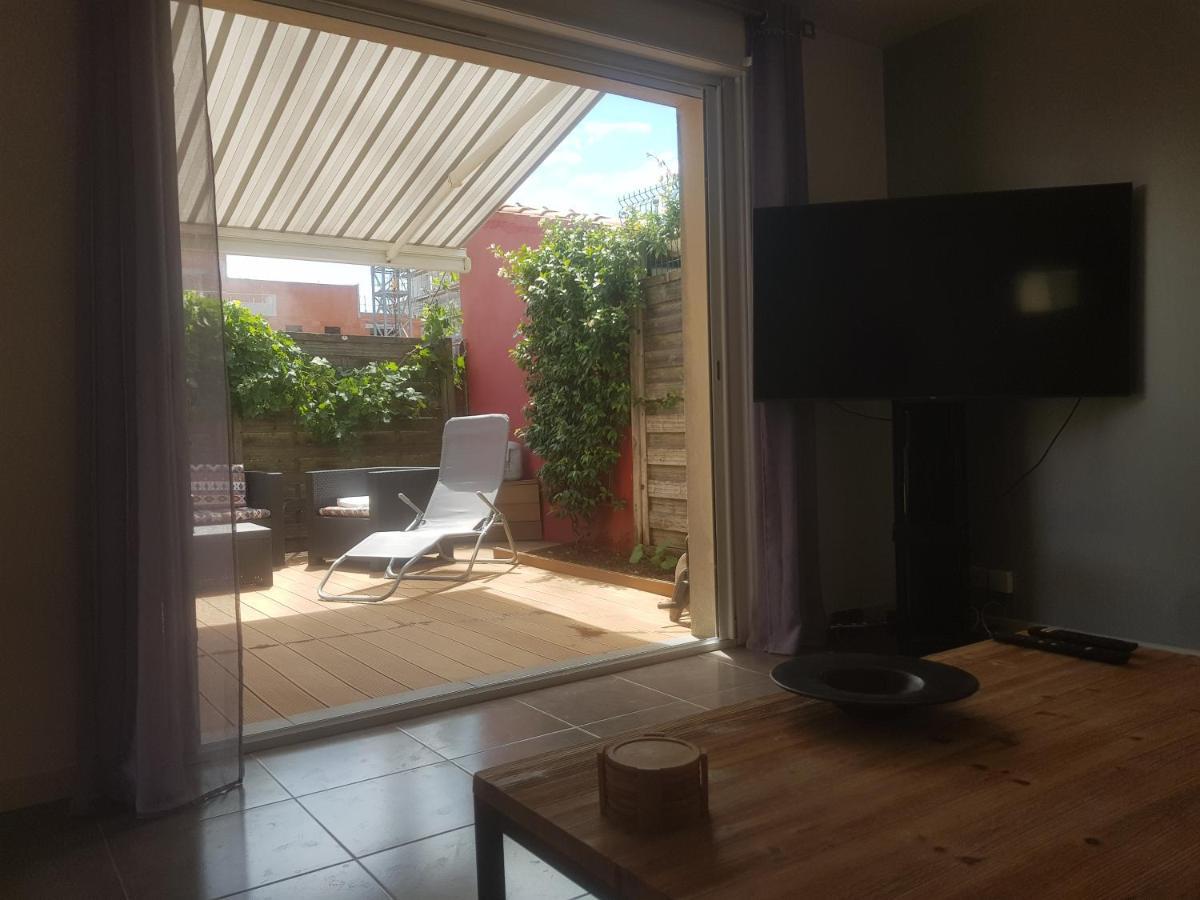 Joli Appartement 50 M2 Classe 3 Etoiles Avec Terrasse Et Jardin 拉罗歇尔 外观 照片