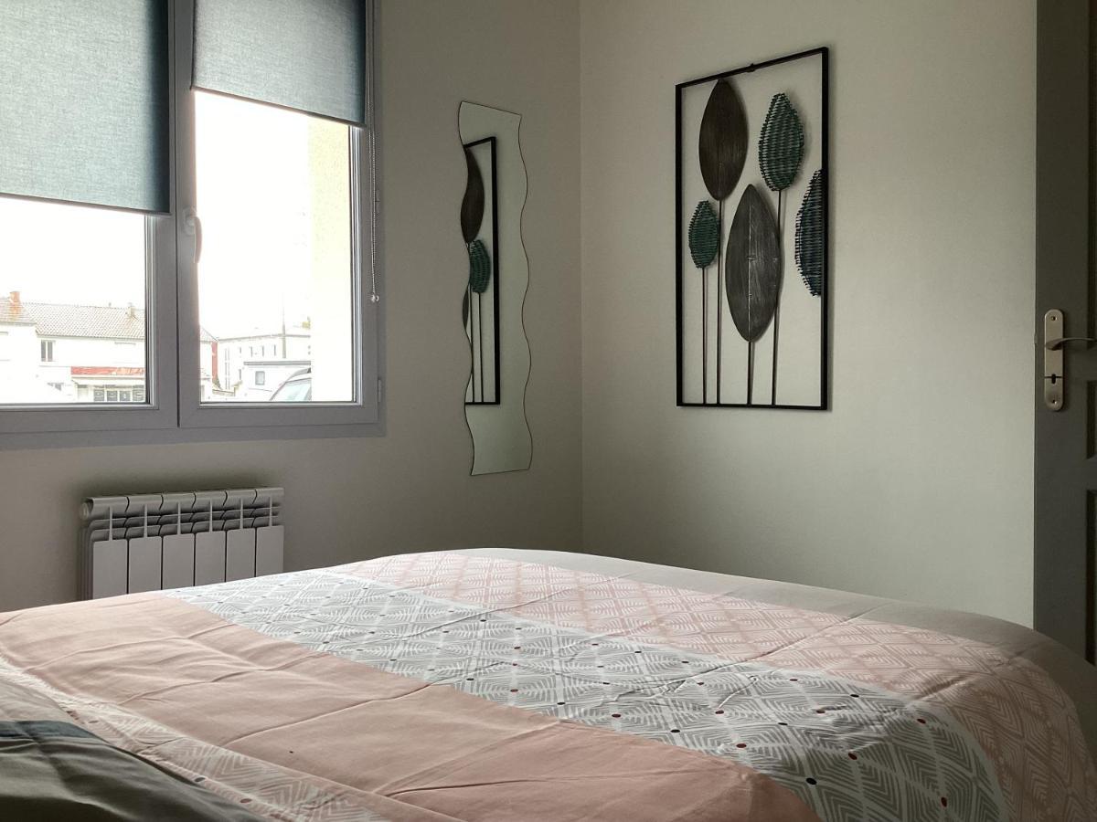 Joli Appartement 50 M2 Classe 3 Etoiles Avec Terrasse Et Jardin 拉罗歇尔 外观 照片